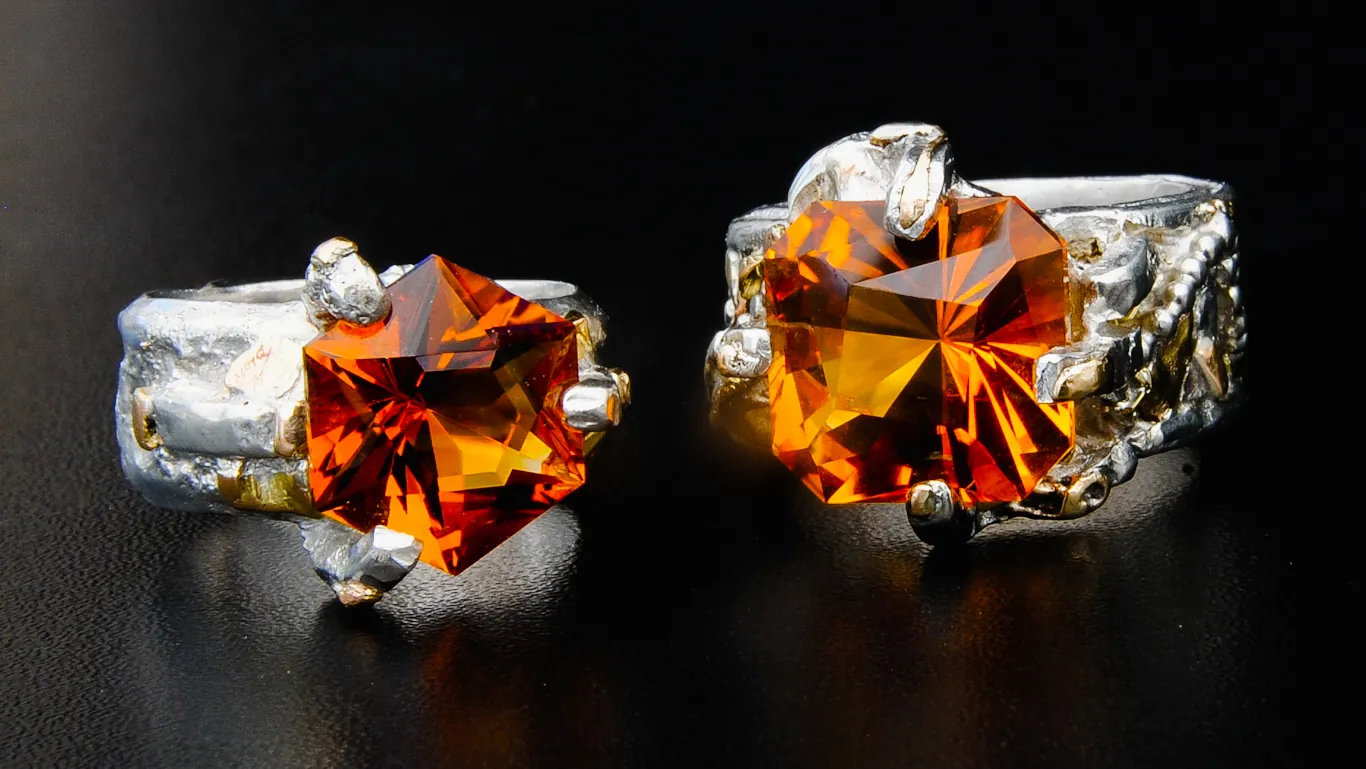 Bagues Fusyom en argent et or serties de citrines orange lumineux